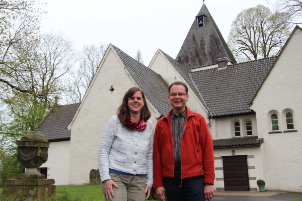 Freuen sich auf die Gemeindearbeit: Irmela Lutterjohann-Zizelmann und ihr Mann Matthias Zizelmann. Foto: Gröne