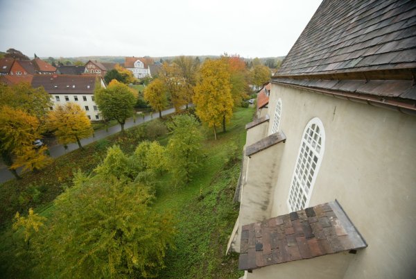 Blick vom Turm der Schlosskirche auf Varenholz. - © Wolf Scherzer