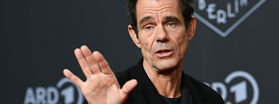 Bild zu Tom Tykwer will Bestseller &laquo;L&aacute;z&aacute;r&raquo; verfilmen