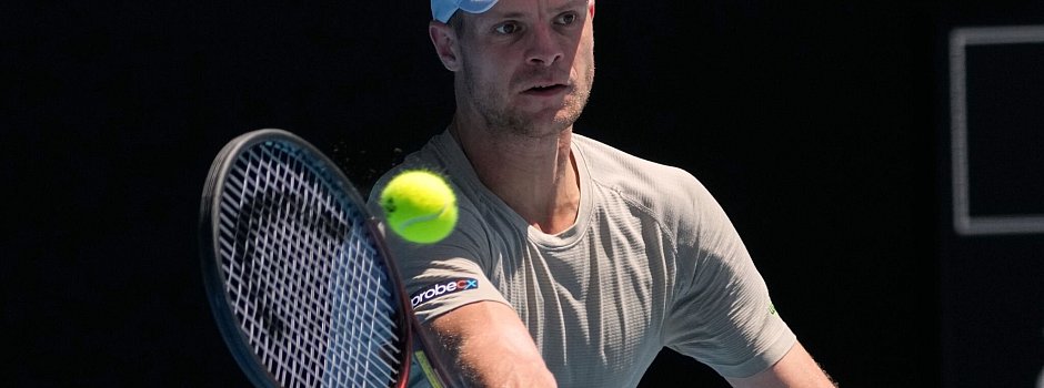 Bild zu Trotz guter Leistung: Hanfmann verliert gegen Alcaraz