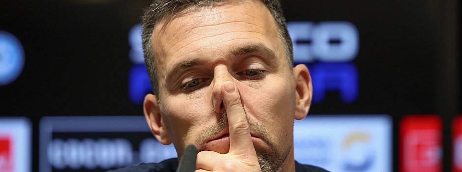 Bild zu Bajramovic-Rauswurf überschattet KSC-Spiel gegen Paderborn