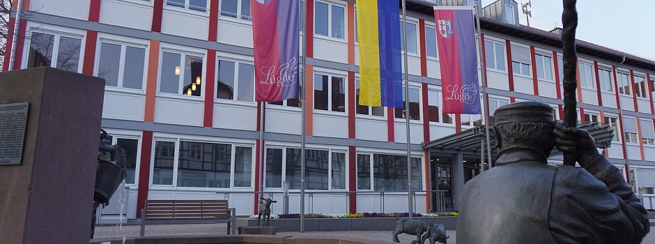 Bild zu Deutliche Warnhinweise: Die Stadt L&uuml;gde zehrt die Reserven auf