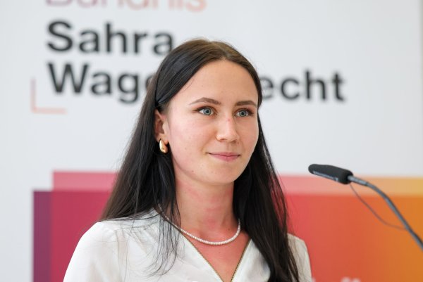 Anastasia Wirsing ist frischgewählte Bundesvorsitzende des BSW-Jugendbündnisses. - © Christoph Reichwein/dpa