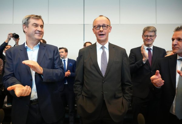 Nach der Wahl gibt es Diskussionen um Frauenanteile - auch bei der Union. - © Michael Kappeler/dpa