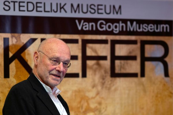 Das Van Gogh Museum und das Stedelijk Museum zeigen die neue Kiefer-Ausstellung in einer Kooperation in beiden Häusern. - © Peter Dejong/AP/dpa