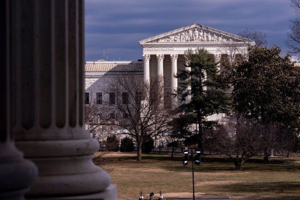 Der Supreme Court hat ein Gesuch der Regierung von Donald Trump abgelehnt. (Archivbild) - © J. Scott Applewhite/AP/dpa