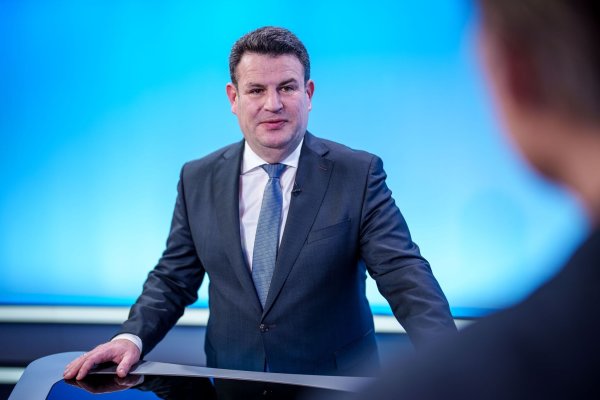 Hubertus Heil setzt auf Industriepolitik und starken Staat. - © Michael Kappeler/dpa