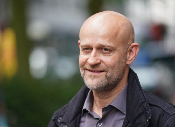 Der Schauspieler Jürgen Vogel ermittelte erfolgreich «Jenseits der Spree». - © Marcus Brandt/dpa