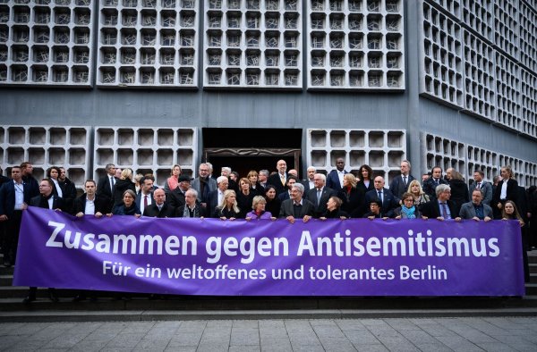 Am Jahrestag des Hamas-Überfalls in Israel gab es in Berlin eine Gedenkveranstaltung. (Archivbild) - © Bernd von Jutrczenka/dpa