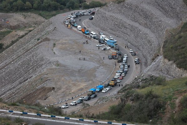 Im September 2023 brachten aserbaidschanische Truppen die Konfliktregion Berg-Karabach wieder unter ihre Kontrolle - mehr als 100.000 Karabach-Armenier flohen. (Archivbild) - © Vasily Krestyaninov/AP