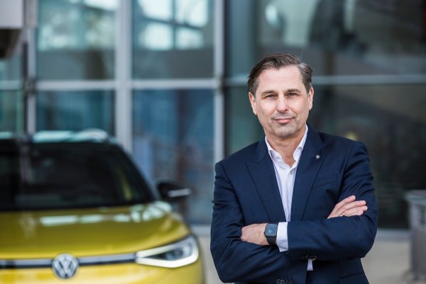 Skoda-Vorstandschef Klaus Zellmer ist zufrieden mit dem Jahresergebnis. (Archivbild) - © Bernhard Huber Munich/Volkswagen AG/dpa