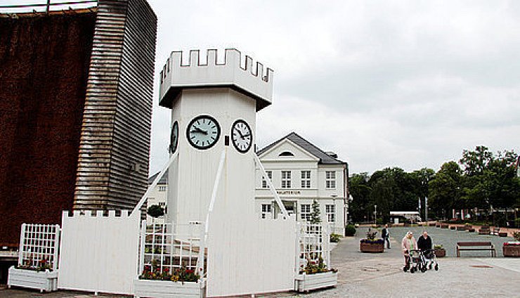 Uhrenturm bekommt

neues Gradierwerk - © Bad Salzuflen