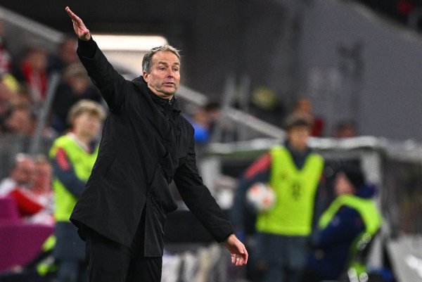 Kaspar Hjulmand verliert in München erstmals mit Leverkusen in der Bundesliga. - © Tom Weller/dpa