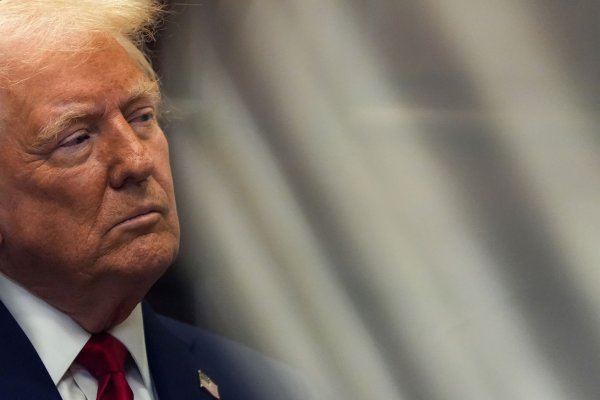 Kurz nach seiner Amtseinführung hatte Trump ein Dekret unterzeichnet, um die automatische Staatsbürgerschaft zu beschränken. (Archivbild) - © Julia Demaree Nikhinson/AP/dpa
