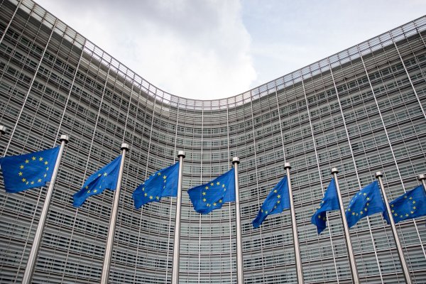 Bericht: Es braucht frischen Wind für Europas Wirtschaft. (Archivbild) - © Marcel Kusch/dpa