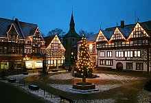 2412-weihnacht-beleuchtung-markt - Blomberg Marketing