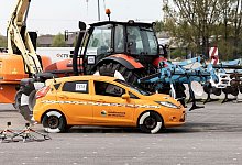 Crashtest zu Forschungsprojekt Unfallgefahr - Christoph Reichwein/dpa