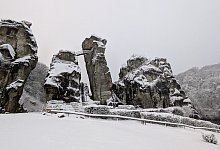 externsteine-im-schnee - LVL