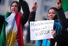 Pro-kurdische Demonstration - Bernd Thissen/dpa