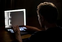 Hacker-Angriff &uuml;ber IT-Dienstleister - Foto: Fabian Sommer/dpa