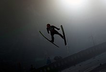 Skifliegen in Planica - Foto: Darko Bandic/AP/dpa
