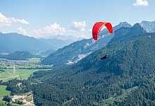 Solo-Paraglider - Andreas Drouve/dpa-tmn