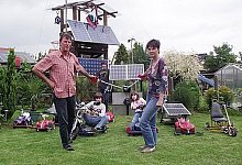 Im Garten der Familie. - Foto: Schmidtchen