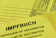 Illustration - Diphtherie-Impfung - Annette Riedl/dpa