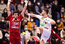 Fabian Wiede erzielte neun Treffer beim DHB-Remis gegen Ungarn. - Marius Becker/dpa