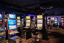 Blick in eine Spielhalle - Ole Spata/dpa/dpa-tmn