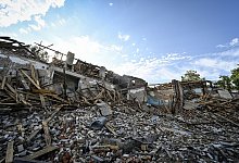 Ukraine-Krieg - Zerst&ouml;rtes Krankenhaus in Myrnohrad - -/ukrin/dpa