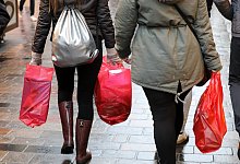 Plastikt&uuml;ten - Bernd W&uuml;stneck/dpa