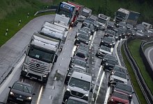 Verkehrslage am Pfingstwochenende in Bayern - Stefan Puchner/dpa