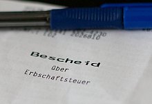 Erbschaftssteuer-Bescheid - Foto: Wolfram Kastl/dpa