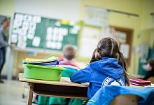 Laut einer Studie haben Viertkl&auml;ssler erhebliche Kompetenzr&uuml;ckg&auml;nge im Lesen, Schreiben und Rechnen. - Marcel Kusch/dpa