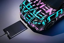 Induktionsladen bei Porsche - Porsche AG/dpa-tmn