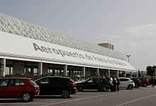 Flughafen Palma de Mallorca - Clara Margais/dpa