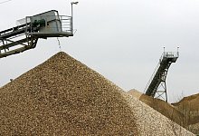 Kiesf&ouml;rderung am Niederrhein - Roland Weihrauch/dpa