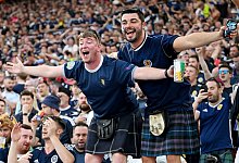 Schottische Fu&szlig;ball-Fans bei der EM 2024 - Marijan Murat/dpa