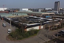 Großbrand in Busdepot - David Young/dpa/Archivbild