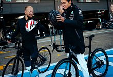 Billy Monger und George Russel in Silverstone - Sebastian Kawka/Mercedes-Benz AG/dpa