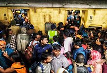 Gedr&auml;nge auf Bahnhof in Neu Delhi - Uncredited/AP/dpa