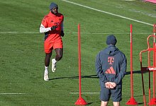 Mannschaftstraining FC Bayern M&uuml;nchen - Karl-Josef Hildenbrand/dpa