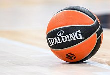 Ball in der Euroleague - Tom Weller/dpa