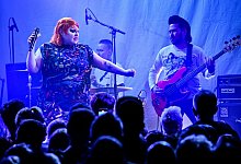 Gossip in Berlin - Britta Pedersen/dpa