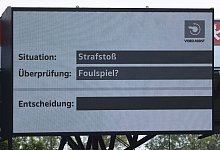 VAR-Entscheidung - Andreas Gora/dpa