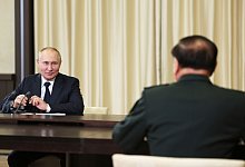 Wladimir Putin trifft Zhang Youxia - Gavriil Grigorov/Pool Sputnik Kremlin/AP/dpa