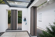 Wallbox in einem Carport - Andrea Warnecke/dpa-tmn