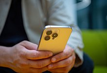 User benutzt ein Smartphone - Nico Tapia/dpa-tmn