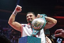 Boxen: Agit Kabayel - Damian Knyba - Bernd Thissen/dpa